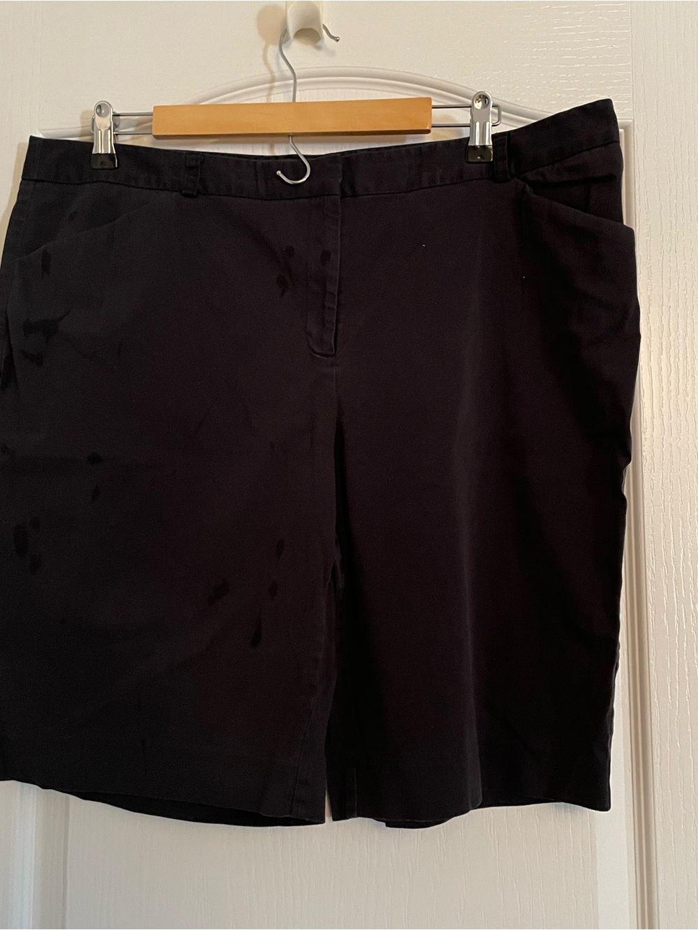 attention Black Tailored Bermuda Shorts